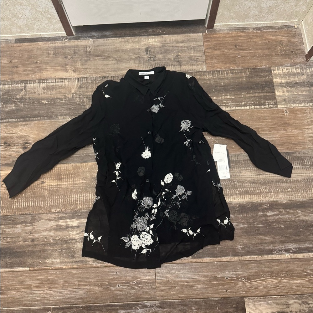 Josephine Chaus Black and White Floral Button Down Shirt